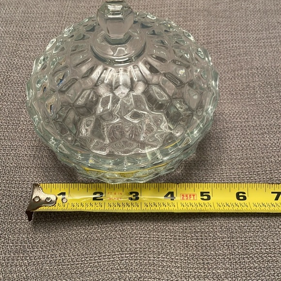 Vintage Candy Dish with Lid Indiana Glass Co. or Trinket Dish - Picture 6 of 9